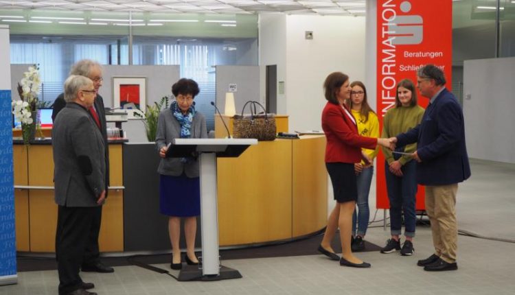 190508-Vernisage-Bilder-der-Zuversicht-Sparkasse-Carolinum-8