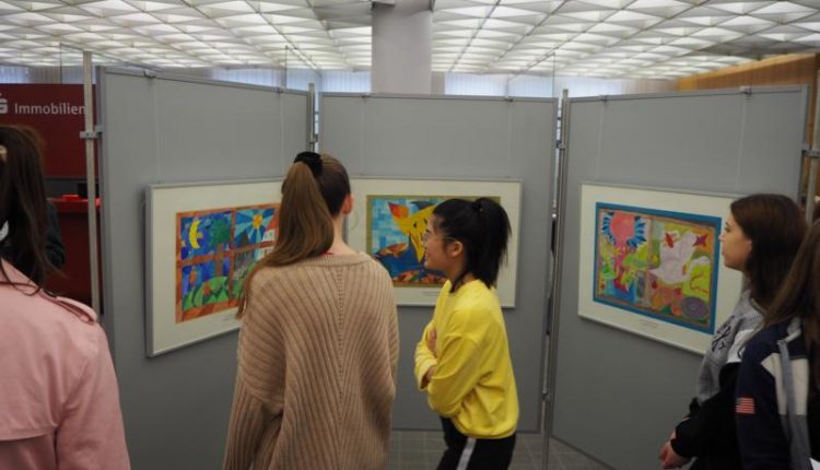 190508-Vernisage-Bilder-der-Zuversicht-Sparkasse-Carolinum-31