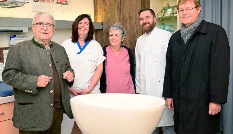 Erneut kam eine Spende der „Freunde und Förderer des Klinikums Ansbach“