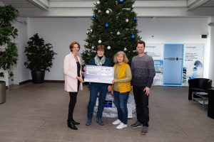 Spendenübergabe Gemeindebücherei Windelsbach