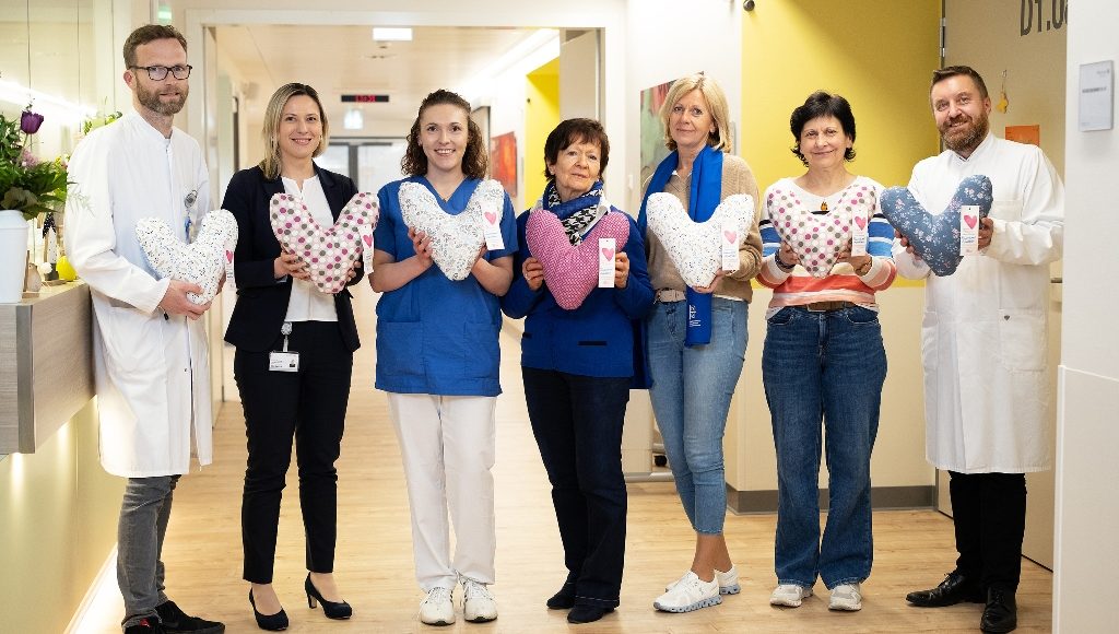 Herzkissen-Spende KDFB Tyler Larkin