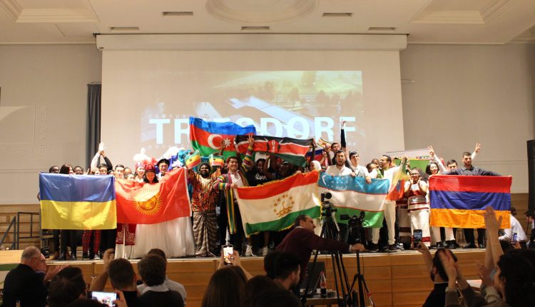 Internationale Studierende der Hochschule Weihenstephan-Triesdorf informieren über ihre Heimatländer